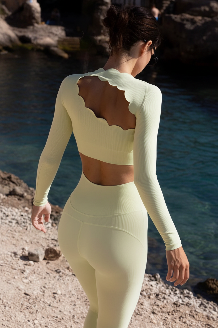 Top 5 Activewear Essentials Every Woman Needs in Her Wardrobe